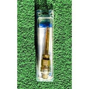 Master Plumber 454 728 Gerber Faucet Stem B10-3UE Hot or Cold Use Seat #2153 NIP